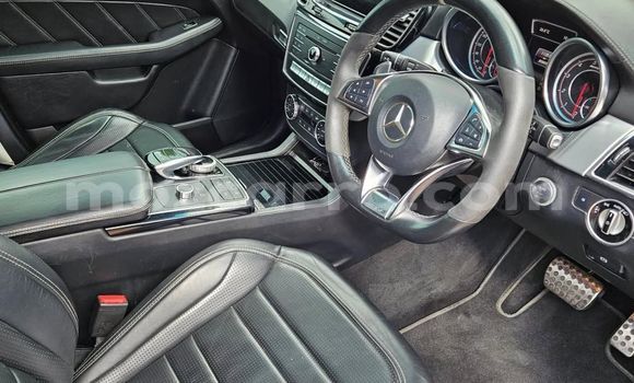 Tenga Itsva Mercedes‒Benz GLE Sirivha Mota in Maputo in Maputo Tenga Itsva Mercedes‒Benz GLE Sirivha Mota in Maputo in Maputo