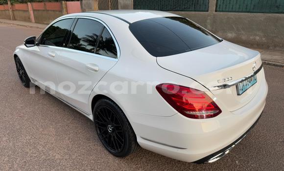 Tenga Tsaru Mercedes-Benz C250 coupe Chena Mota in Maputo in Maputo Tenga Tsaru Mercedes-Benz C250 coupe Chena Mota in Maputo in Maputo