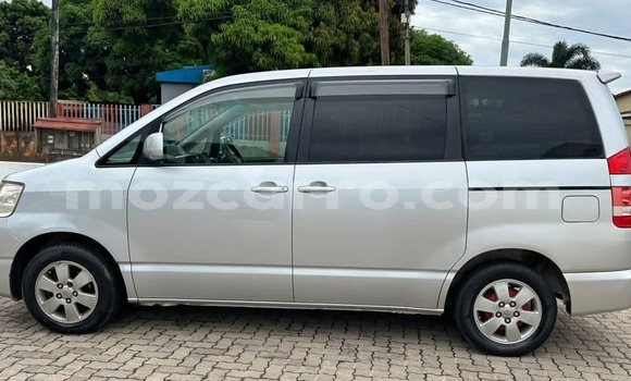 Tenga Tsaru Toyota Noah Zvimwe Mota in Maputo in Maputo Tenga Tsaru Toyota Noah Zvimwe Mota in Maputo in Maputo