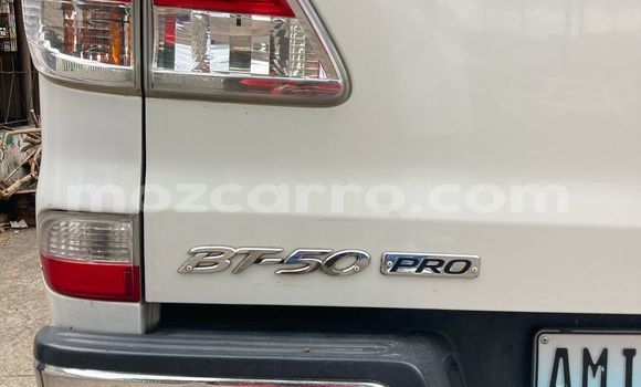 Nunua Ilio tumika Mazda BT-50 Nyeupe Gari ndani ya Maputo nchini Maputo Nunua Ilio tumika Mazda BT-50 Nyeupe Gari ndani ya Maputo nchini Maputo