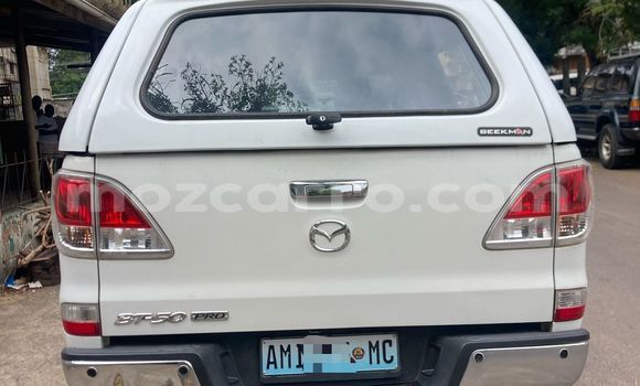 Nunua Ilio tumika Mazda BT-50 Nyeupe Gari ndani ya Maputo nchini Maputo Nunua Ilio tumika Mazda BT-50 Nyeupe Gari ndani ya Maputo nchini Maputo