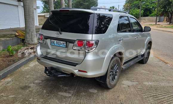 Tenga Tsaru Toyota Fortuner Zvimwe Mota in Maputo in Maputo Tenga Tsaru Toyota Fortuner Zvimwe Mota in Maputo in Maputo