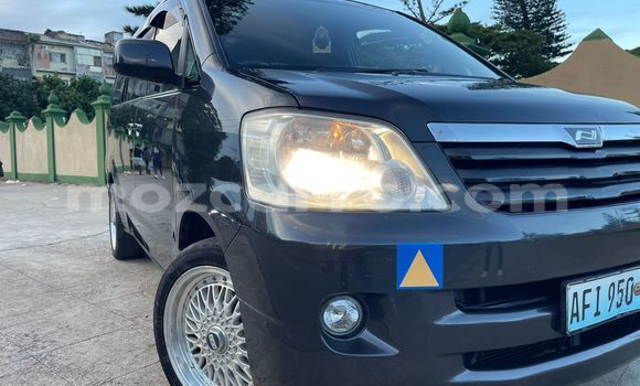 Buy Used Toyota Noah Black Car in Maputo in Maputo Buy Used Toyota Noah Black Car in Maputo in Maputo