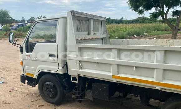 Tenga Tsaru Toyota Dyna Chena Mota in Maputo in Maputo Tenga Tsaru Toyota Dyna Chena Mota in Maputo in Maputo
