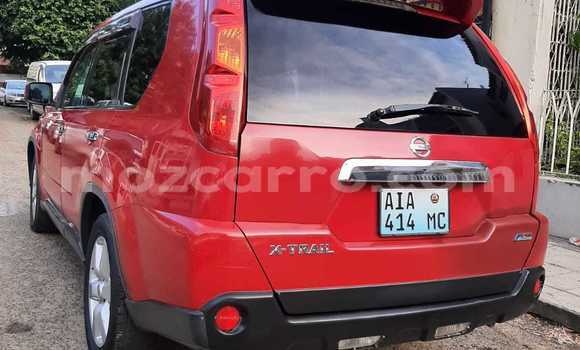 Tenga Tsaru Nissan X-Trail Tsvuku Mota in Maputo in Maputo Tenga Tsaru Nissan X-Trail Tsvuku Mota in Maputo in Maputo