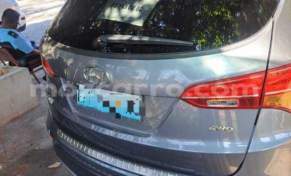 Tenga Tsaru Hyundai Santa Fe Zvimwe Mota in Maputo in Maputo Tenga Tsaru Hyundai Santa Fe Zvimwe Mota in Maputo in Maputo