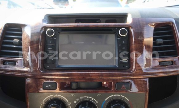 Comprar Importar Toyota Fortuner De outros Carro em Import - Dubai em Cabo Delgado Comprar Importar Toyota Fortuner De outros Carro em Import - Dubai em Cabo Delgado