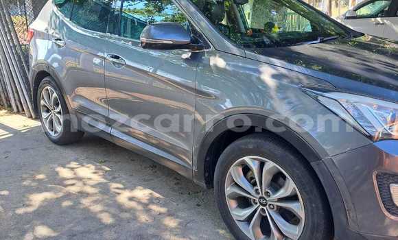 Tenga Tsaru Hyundai Santa Fe Zvimwe Mota in Maputo in Maputo Tenga Tsaru Hyundai Santa Fe Zvimwe Mota in Maputo in Maputo