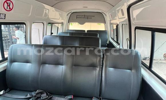 Buy Used Toyota Hiace White Car in Maputo in Maputo Buy Used Toyota Hiace White Car in Maputo in Maputo