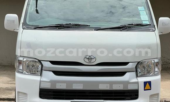 Buy Used Toyota Hiace White Car in Maputo in Maputo Buy Used Toyota Hiace White Car in Maputo in Maputo