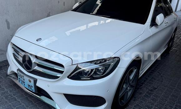 Nunua Ilio tumika Mercedes-Benz CLS250 Nyeupe Gari ndani ya Maputo nchini Maputo Nunua Ilio tumika Mercedes-Benz CLS250 Nyeupe Gari ndani ya Maputo nchini Maputo