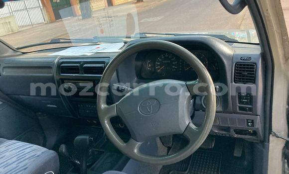 Nunua Ilio tumika Toyota Land Cruiser Prado Nyingine Gari ndani ya Maputo nchini Maputo Nunua Ilio tumika Toyota Land Cruiser Prado Nyingine Gari ndani ya Maputo nchini Maputo