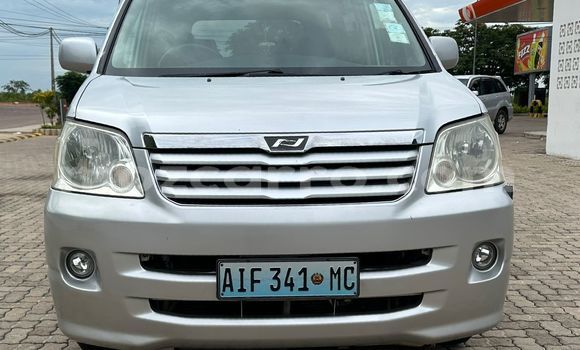 Nunua Ilio tumika Toyota Noah Fedha Gari ndani ya Maputo nchini Maputo Nunua Ilio tumika Toyota Noah Fedha Gari ndani ya Maputo nchini Maputo