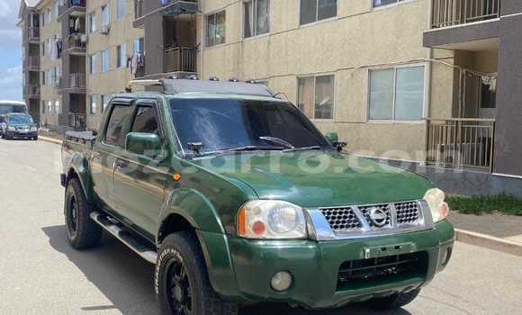 Nunua Ilio tumika Nissan Hardbody Kijani Gari ndani ya Maputo nchini Maputo Nunua Ilio tumika Nissan Hardbody Kijani Gari ndani ya Maputo nchini Maputo