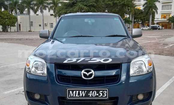 Comprar Usado Mazda BT-50 Azul Carro em Maputo em Maputo Comprar Usado Mazda BT-50 Azul Carro em Maputo em Maputo