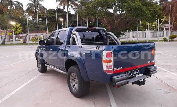 Comprar Usado Mazda BT-50 Azul Carro em Maputo em Maputo Comprar Usado Mazda BT-50 Azul Carro em Maputo em Maputo