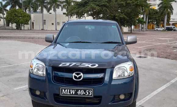 Comprar Usado Mazda BT-50 Azul Carro em Maputo em Maputo Comprar Usado Mazda BT-50 Azul Carro em Maputo em Maputo