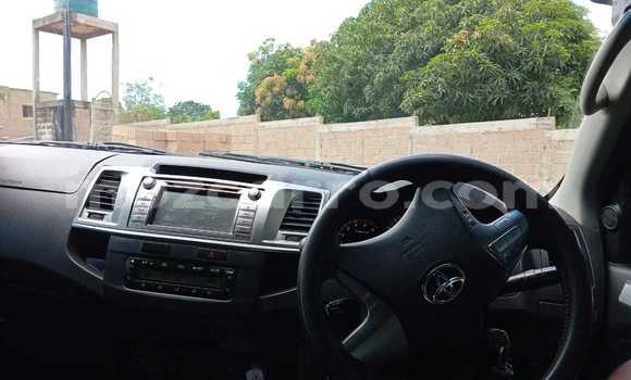 Tenga Tsaru Toyota Hilux Chena Mota in Maputo in Maputo Tenga Tsaru Toyota Hilux Chena Mota in Maputo in Maputo