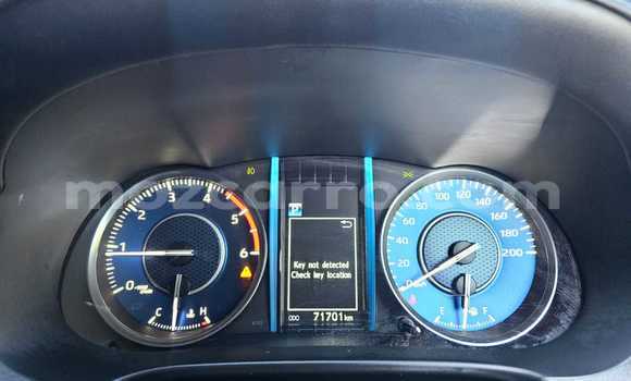 Comprar Novo Toyota Fortuner Prata Carro em Maputo em Maputo Comprar Novo Toyota Fortuner Prata Carro em Maputo em Maputo