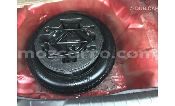 Tenga Imported Hyundai Sonata Tsvuku Mota in Import - Dubai in Cabo Delgado Tenga Imported Hyundai Sonata Tsvuku Mota in Import - Dubai in Cabo Delgado