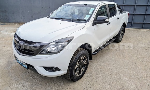 Tenga Tsaru Mazda BT-50 Chena Mota in Maputo in Maputo Tenga Tsaru Mazda BT-50 Chena Mota in Maputo in Maputo