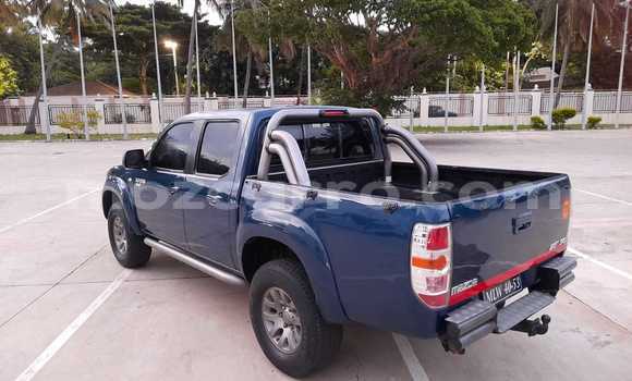 Nunua Ilio tumika Mazda BT-50 Bluu Gari ndani ya Maputo nchini Maputo Nunua Ilio tumika Mazda BT-50 Bluu Gari ndani ya Maputo nchini Maputo