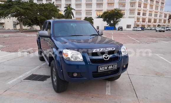 Nunua Ilio tumika Mazda BT-50 Bluu Gari ndani ya Maputo nchini Maputo Nunua Ilio tumika Mazda BT-50 Bluu Gari ndani ya Maputo nchini Maputo