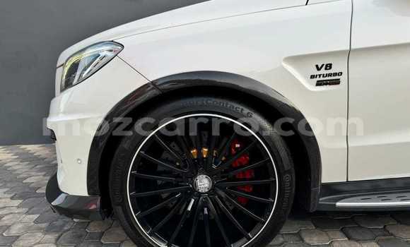 Comprar Usado Mercedes‒Benz ML-Class Branco Carro em Maputo em Maputo Comprar Usado Mercedes‒Benz ML-Class Branco Carro em Maputo em Maputo