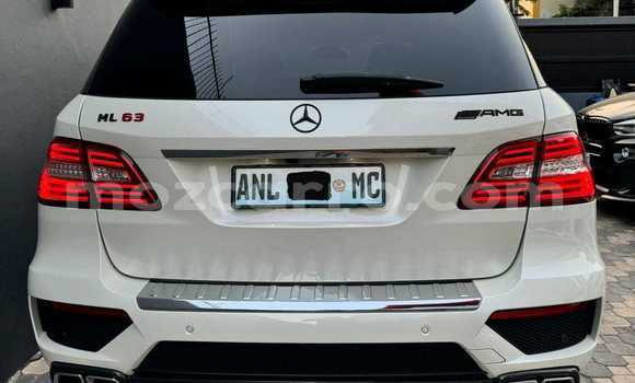 Comprar Usado Mercedes‒Benz ML-Class Branco Carro em Maputo em Maputo Comprar Usado Mercedes‒Benz ML-Class Branco Carro em Maputo em Maputo