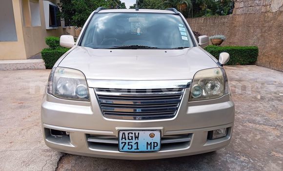 Nunua Ilio tumika Nissan X-Trail Beige Gari ndani ya Maputo nchini Maputo