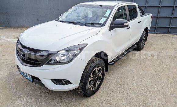 Tenga Tsaru Mazda BT-50 Chena Mota in Maputo in Maputo Tenga Tsaru Mazda BT-50 Chena Mota in Maputo in Maputo