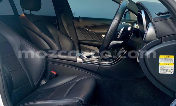 Nunua Mpya Mercedes-Benz C250 coupe Nyeupe Gari ndani ya Maputo nchini Maputo Nunua Mpya Mercedes-Benz C250 coupe Nyeupe Gari ndani ya Maputo nchini Maputo