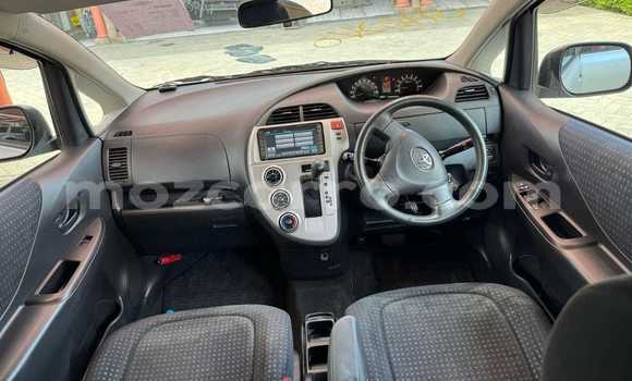 Tenga Itsva Toyota Ractis Sirivha Mota in Maputo in Maputo Tenga Itsva Toyota Ractis Sirivha Mota in Maputo in Maputo