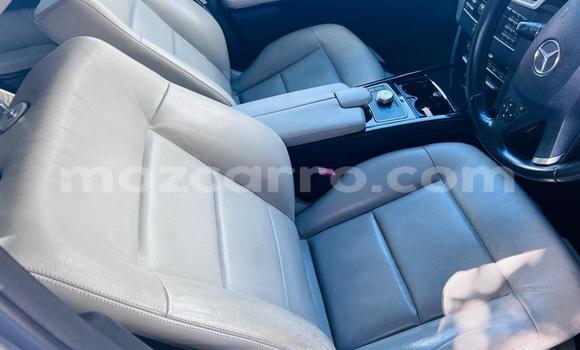 Nunua Ilio tumika Mercedes-Benz E-Classe Nyingine Gari ndani ya Maputo nchini Maputo Nunua Ilio tumika Mercedes-Benz E-Classe Nyingine Gari ndani ya Maputo nchini Maputo