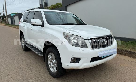 Nunua Ilio tumika Toyota Land Cruiser Prado Nyeupe Gari ndani ya Maputo nchini Maputo Nunua Ilio tumika Toyota Land Cruiser Prado Nyeupe Gari ndani ya Maputo nchini Maputo
