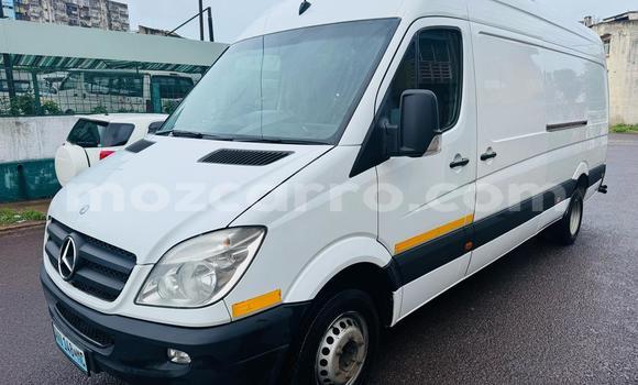 Comprar Usado Mercedes-Benz GLC 250D Branco Carro em Maputo em Maputo Comprar Usado Mercedes-Benz GLC 250D Branco Carro em Maputo em Maputo