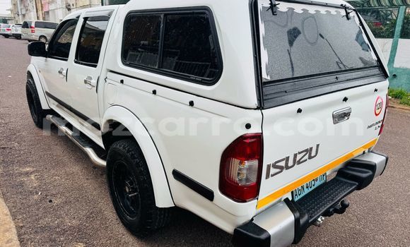 Tenga Tsaru Isuzu KB Chena Mota in Maputo in Maputo Tenga Tsaru Isuzu KB Chena Mota in Maputo in Maputo