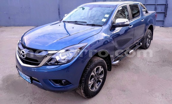Comprar Usado Mazda BT-50 Azul Carro em Maputo em Maputo Comprar Usado Mazda BT-50 Azul Carro em Maputo em Maputo