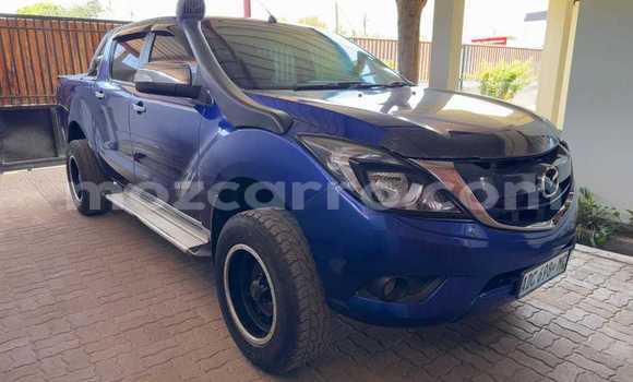 Comprar Usado Mazda BT-50 Azul Carro em Maputo em Maputo Comprar Usado Mazda BT-50 Azul Carro em Maputo em Maputo