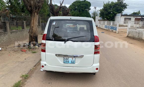 Comprar Usado Toyota Noah Branco Carro em Maputo em Maputo Comprar Usado Toyota Noah Branco Carro em Maputo em Maputo