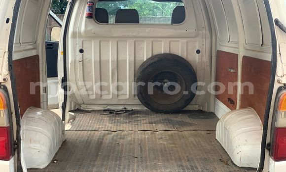 Tenga Tsaru Toyota RegiusAce Chena Mota in Maputo in Maputo Tenga Tsaru Toyota RegiusAce Chena Mota in Maputo in Maputo