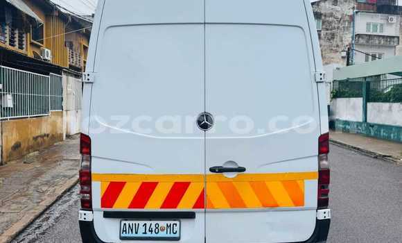 Tenga Tsaru Mercedes‒Benz V-klasse Chena Mota in Maputo in Maputo Tenga Tsaru Mercedes‒Benz V-klasse Chena Mota in Maputo in Maputo