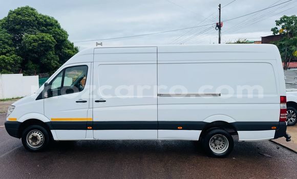 Tenga Tsaru Mercedes‒Benz V-klasse Chena Mota in Maputo in Maputo Tenga Tsaru Mercedes‒Benz V-klasse Chena Mota in Maputo in Maputo