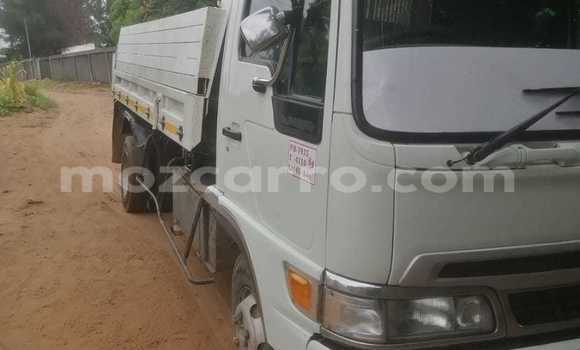 Comprar Usado Toyota 4Runner Branco Carro em Maputo em Maputo Comprar Usado Toyota 4Runner Branco Carro em Maputo em Maputo