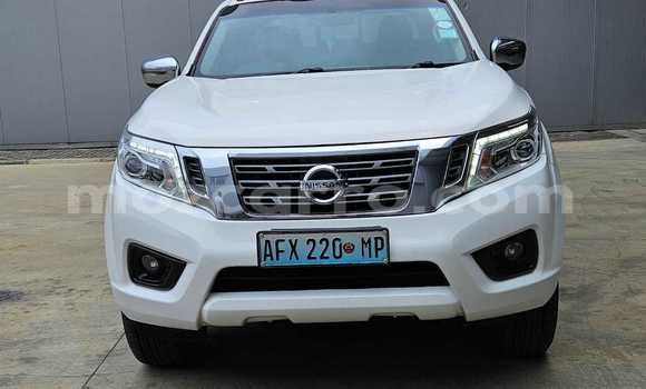 Comprar Usado Nissan Navara Branco Carro em Maputo em Maputo Comprar Usado Nissan Navara Branco Carro em Maputo em Maputo