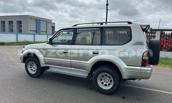 Tenga Tsaru Toyota Prado Zvimwe Mota in Maputo in Maputo Tenga Tsaru Toyota Prado Zvimwe Mota in Maputo in Maputo