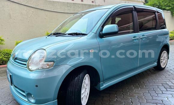 Nunua Ilio tumika Toyota Sienta Bluu Gari ndani ya Maputo nchini Maputo Nunua Ilio tumika Toyota Sienta Bluu Gari ndani ya Maputo nchini Maputo