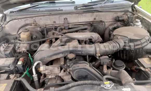 Tenga Tsaru Toyota Hilux Surf Beige Mota in Maputo in Maputo Tenga Tsaru Toyota Hilux Surf Beige Mota in Maputo in Maputo