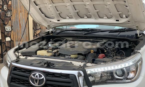 Buy Used Toyota Hilux White Car in Maputo in Maputo Buy Used Toyota Hilux White Car in Maputo in Maputo