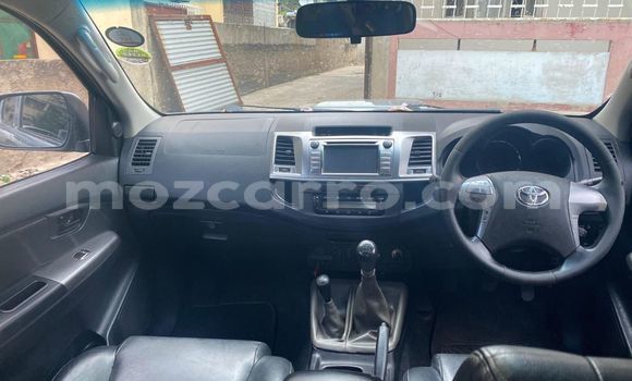Tenga Tsaru Toyota Hilux Zvimwe Mota in Maputo in Maputo Tenga Tsaru Toyota Hilux Zvimwe Mota in Maputo in Maputo